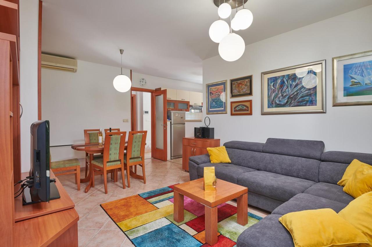Family Apartment Dubrovnik - Private Jacuzzi Terrace, Private Parking Exterior photo