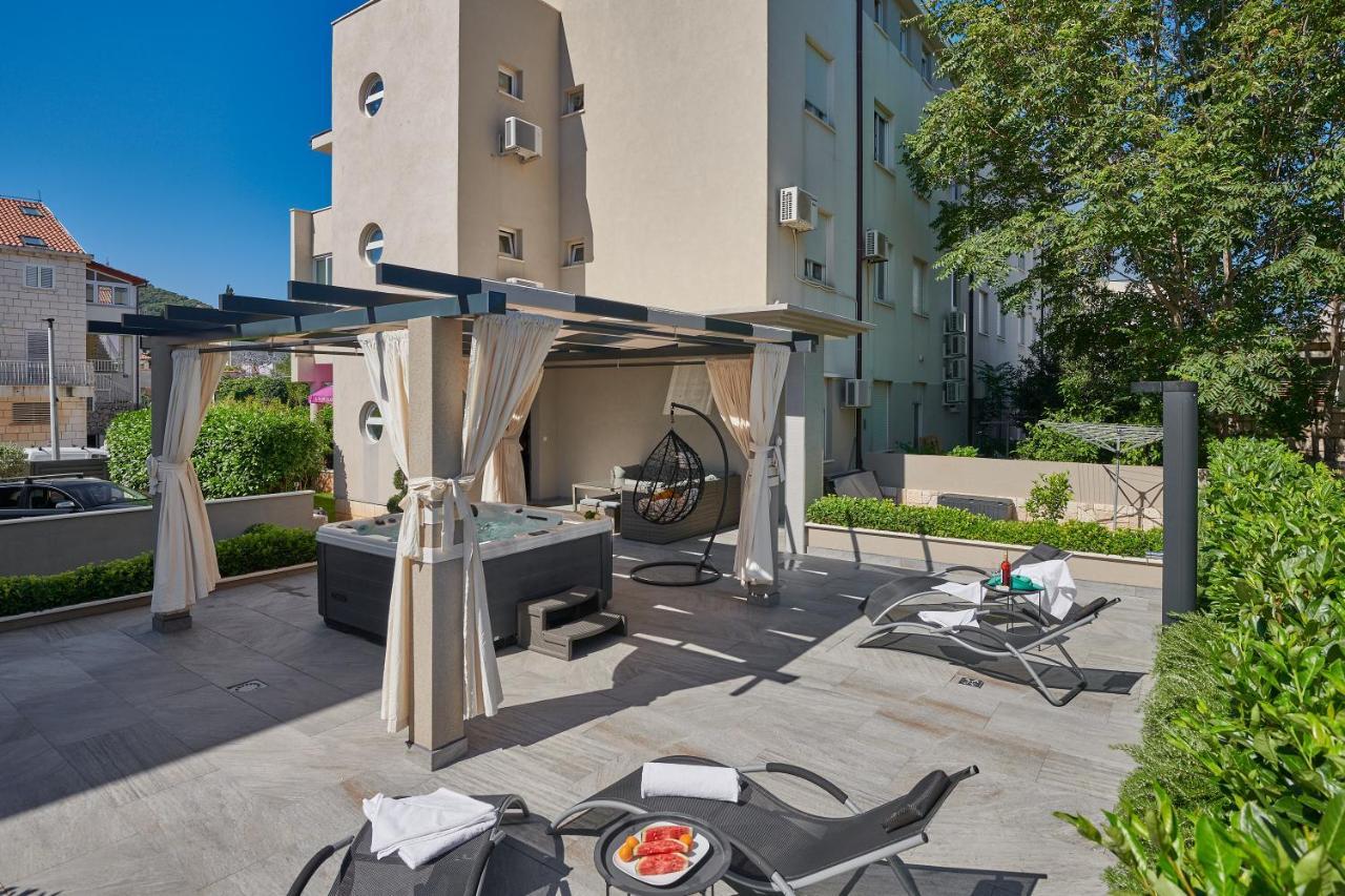 Family Apartment Dubrovnik - Private Jacuzzi Terrace, Private Parking Exterior photo