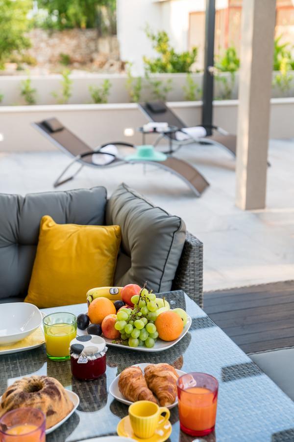 Family Apartment Dubrovnik - Private Jacuzzi Terrace, Private Parking Exterior photo